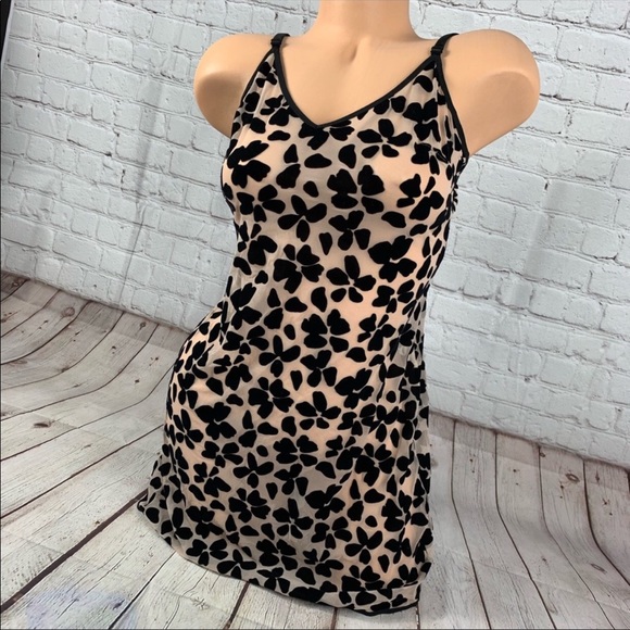 Victoria’s Secret Lingerie Babydoll Leopard Print - Picture 2 of 5